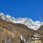 Abri Cache In Valtournenche